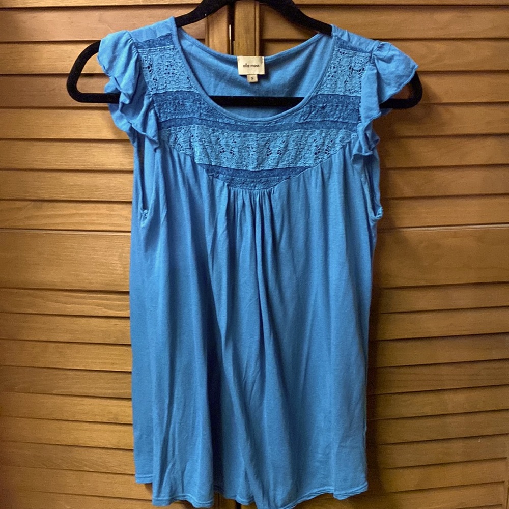 Ella Miss blue sleeveless top, size small